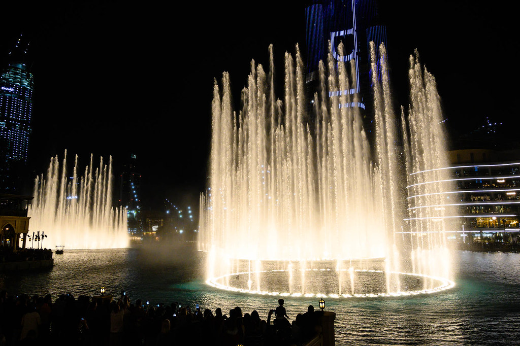 Dubai Fountain Show - afternoon one day Dubai itinerary