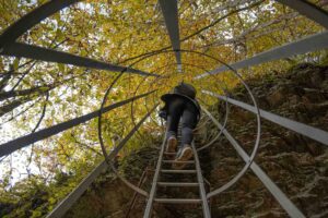 echelles de rochehaut hike