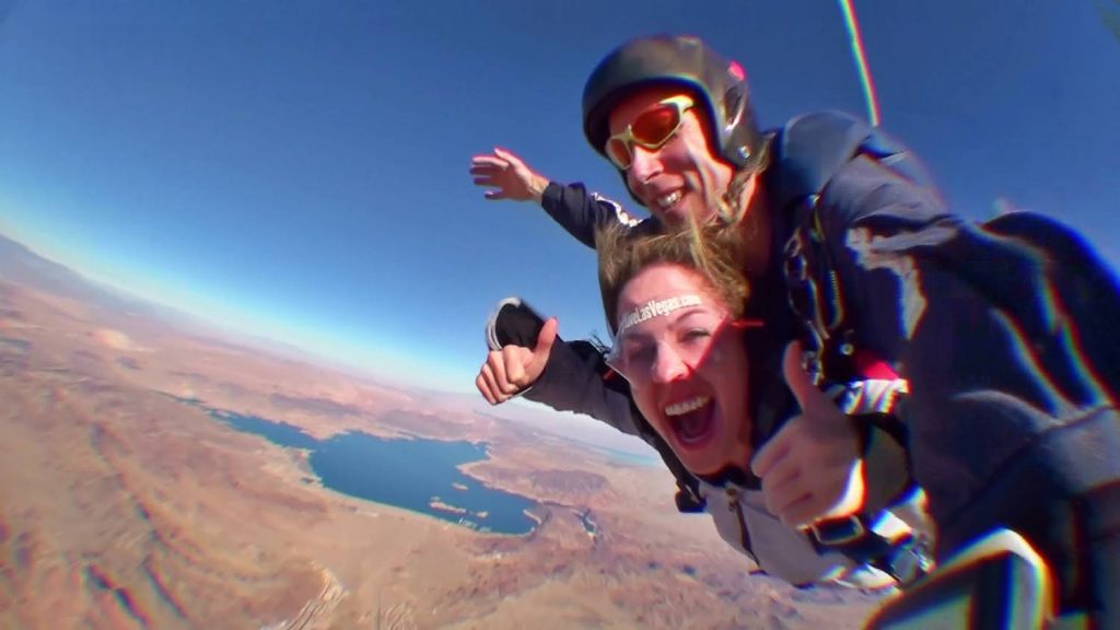 Skydiving Las Vegas - USA bucket list