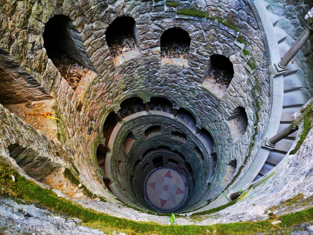 well of initiation in la quinta da regaleira 