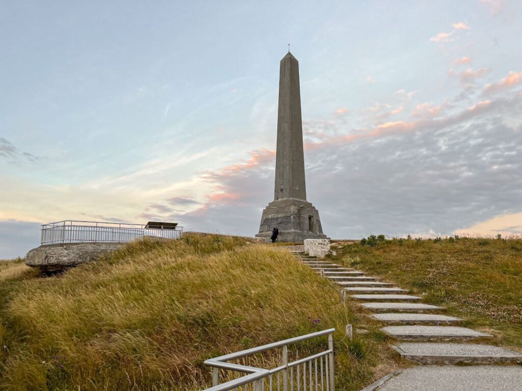 obelisk Cap Blanc-Nez