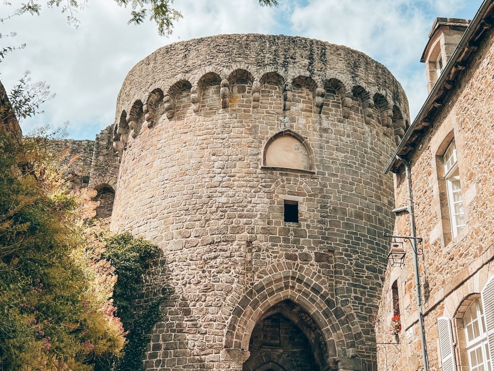 Jerzual gate in Dinan