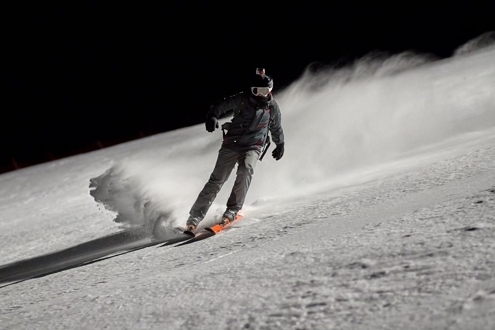 best snow goggles for night skiing