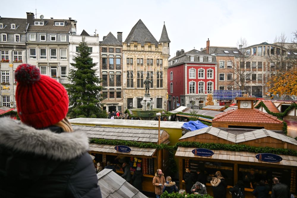 view of the Christmas market in Aachen