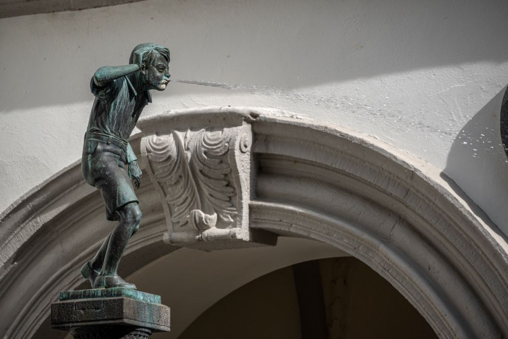 Schängelbrunnen statue in Koblenz