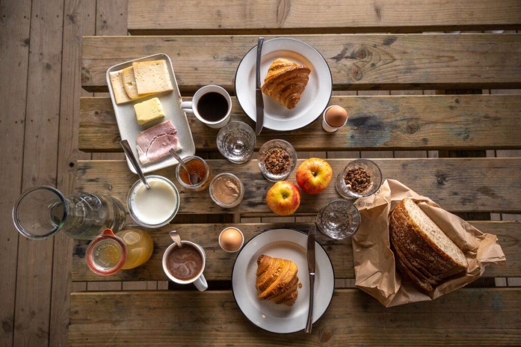 Breakfast at Nutchel Cabins