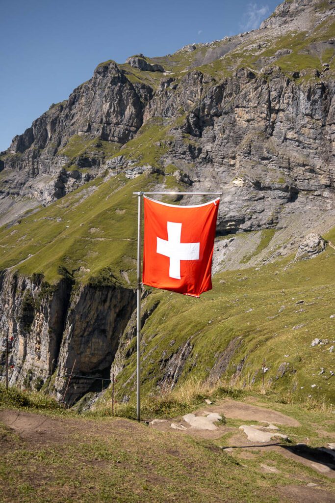 Swiss flag at Oeschinensee