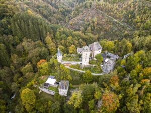 Hiking around Castle Reinhardstein: Panorama of the Warche